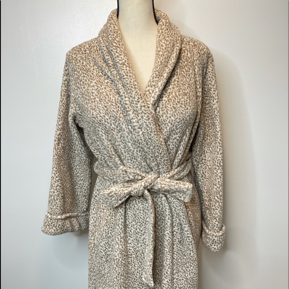 COPY - Oscar De La Renta Animal Print Fleece Robe Size L/XL